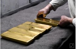 Giá vàng hôm nay 7/11/2023: Giá vàng biến động, khẩu vị rủi ro tăng, vàng SJC bất ngờ ngược chiều, một mình một chợ