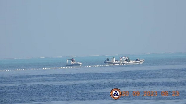 Philippines tuyên bố gỡ thành công dây phao ở bãi cạn trên Biển Đông, gửi thông điệp mạnh mẽ tới Trung Quốc