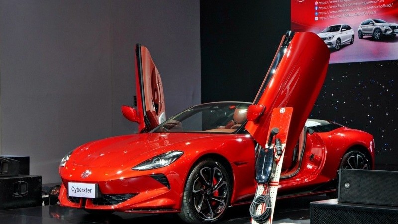 Cận cảnh xe thể thao điện MG Cyberster 2024 vừa có mặt tại Việt Nam