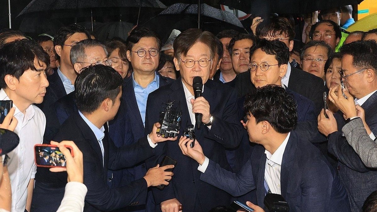 Chủ tịch đảng đối lập Hàn Quốc hầu tòa