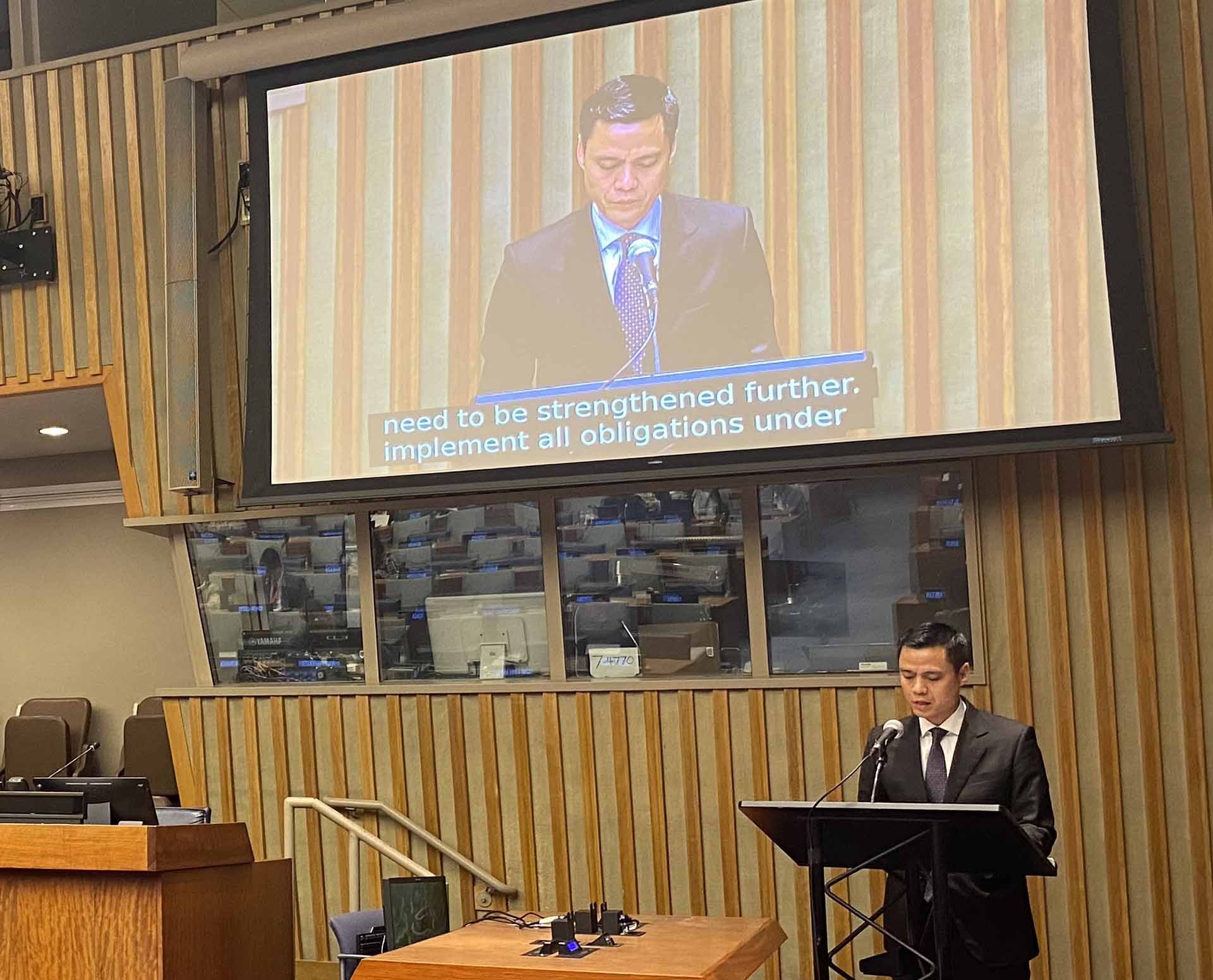 Đại sứ Đặng Hoàng Giang phát biểu tại Phiên họp.