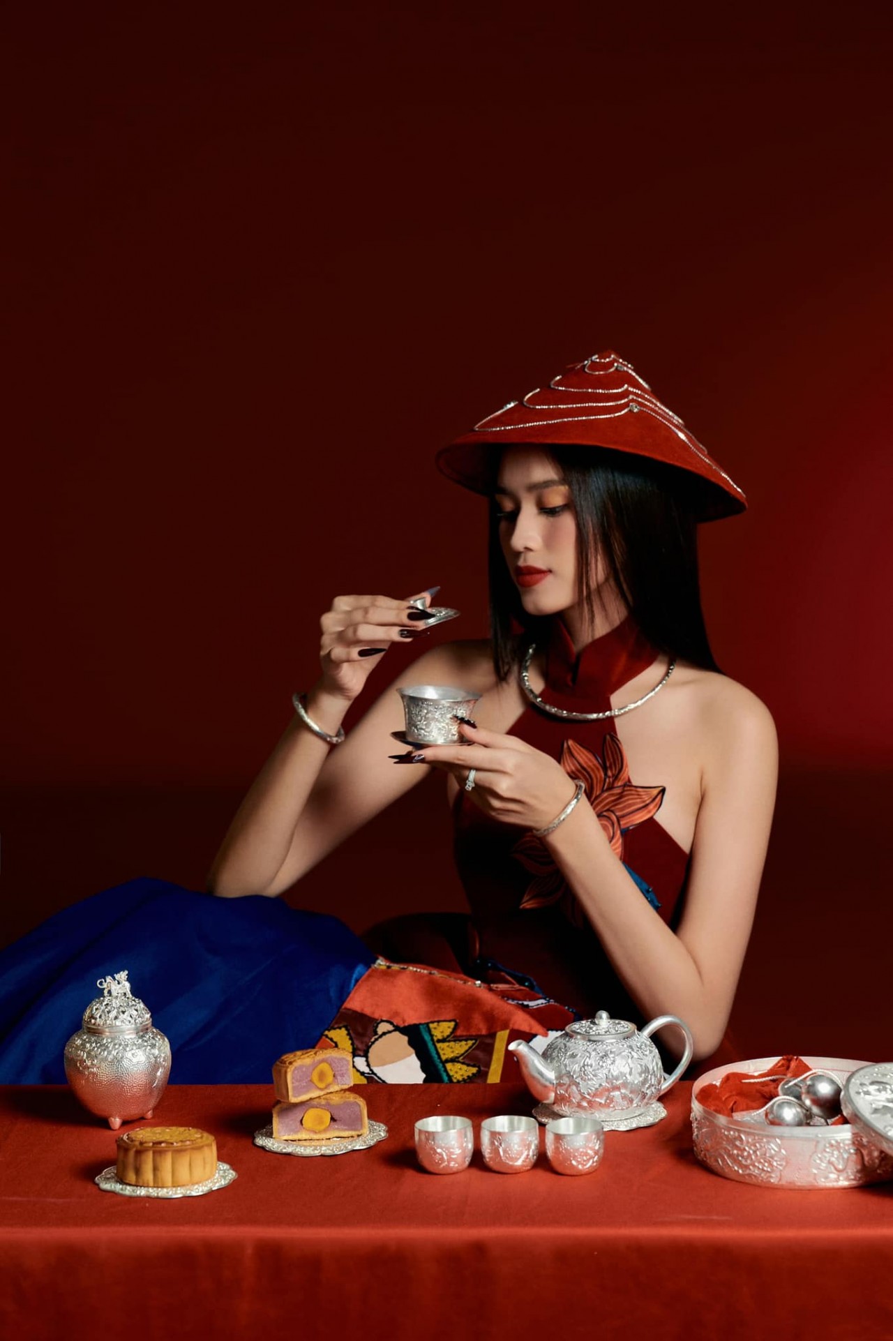 Hoa hậu Đỗ Thị Hà khoe nhan sắc 'cực phẩm'