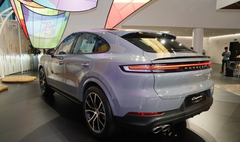 Cận cảnh Porsche Cayenne S Coupe 2024 vừa ra mắt tại Việt Nam Cận cảnh Porsche Cayenne S Coupe 2024 vừa ra mắt tại Việt Nam