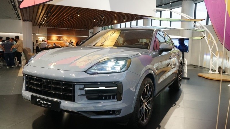 Cận cảnh Porsche Cayenne S Coupe 2024 vừa ra mắt tại Việt Nam