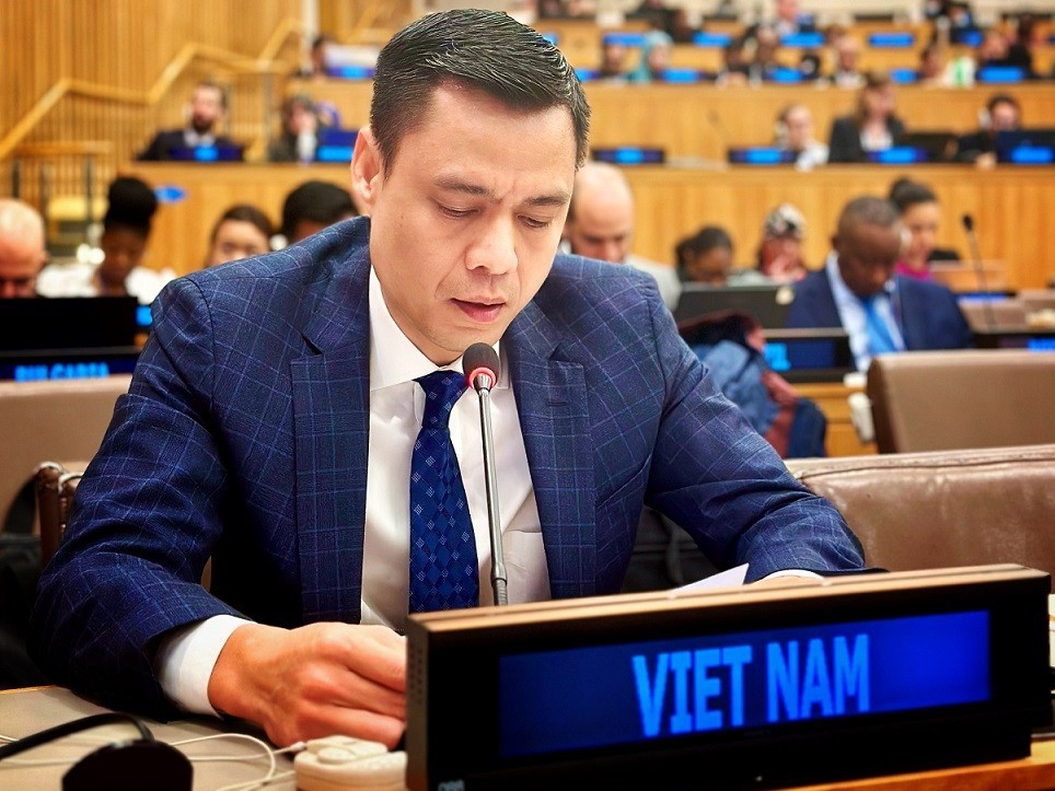 Đại sứ Đặng Hoàng Giang: ASEAN đặt phát triển xã hội là ưu tiên hàng đầu, con người làm trung tâm và thực hiện hiệu quả mục tiêu SDGs