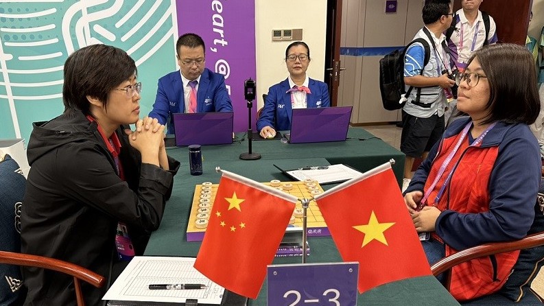 ASIAD 19: Đội cờ tướng Việt Nam xuất sắc vào chung kết, đối đầu đội chủ nhà Trung Quốc