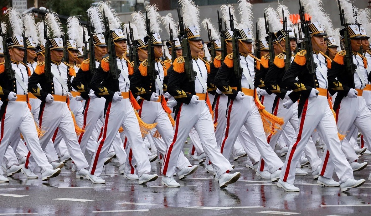 Ảnh ấn tượng (25/9-1/10): Tròn 1 năm Nga sáp nhập 4 vùng lãnh thổ; Ukraine bắn pháo tự hành ‘hoa cẩm chướng’; ông Biden có hành động lịch sử