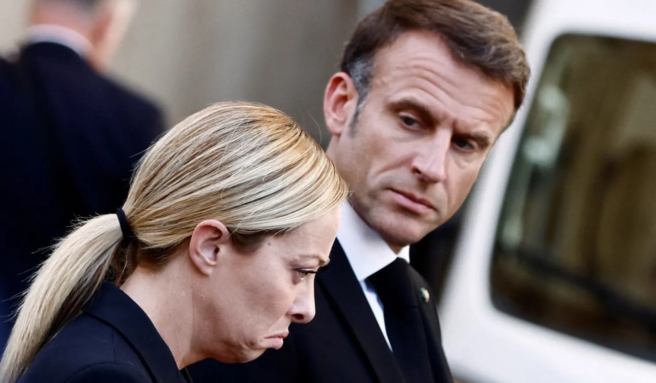 Ảnh ấn tượng (25/9-1/10): Tròn 1 năm Nga sáp nhập 4 vùng lãnh thổ; Ukraine bắn pháo tự hành ‘hoa cẩm chướng’; ông Biden có hành động lịch sử