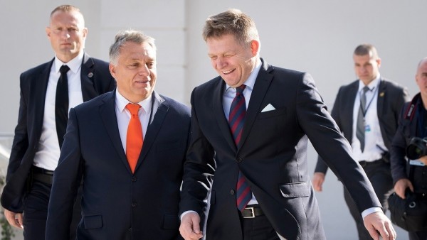 Thủ tướng Slovakia tuyên bố phản đối bất kỳ quyết định nào của EU về viện trợ quân sự cho Ukraine