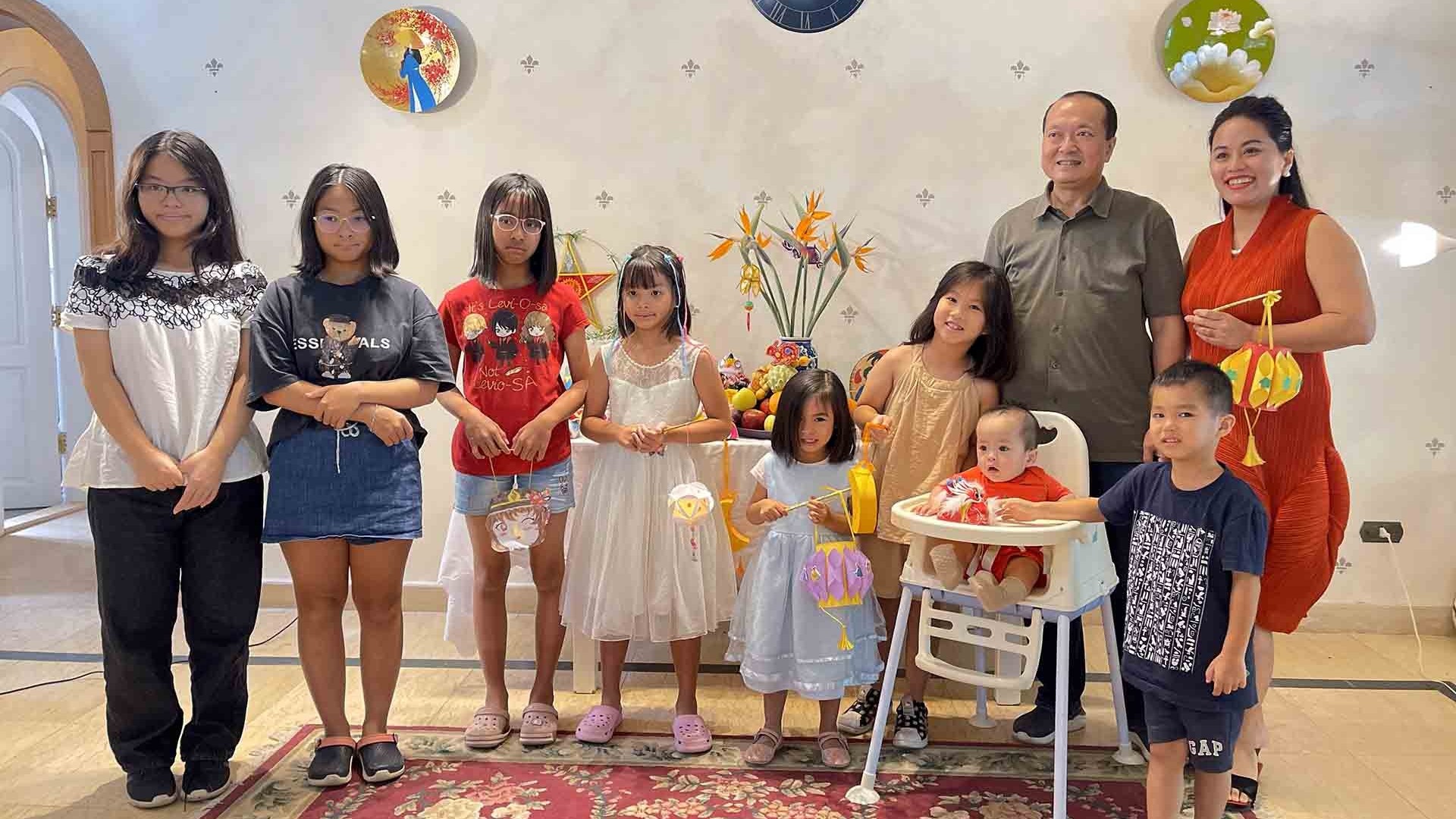 Thiếu nhi Việt Nam tại Ai Cập rộn ràng vui Trung thu