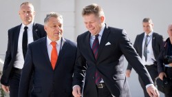 Thủ tướng Slovakia tuyên bố phản đối bất kỳ quyết định nào của EU về viện trợ quân sự cho Ukraine