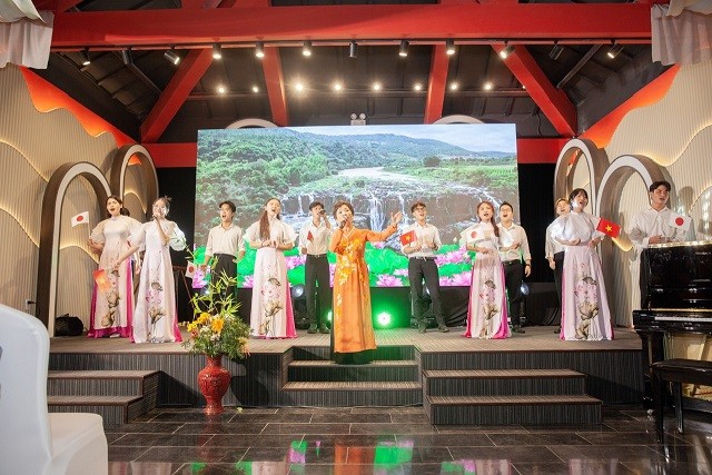 'Câu chuyện tình yêu Việt-Nhật' được kể xúc động tại TP. Đà Nẵng 'Câu chuyện tình yêu Việt-Nhật' được kể xúc động tại TP. Đà Nẵng