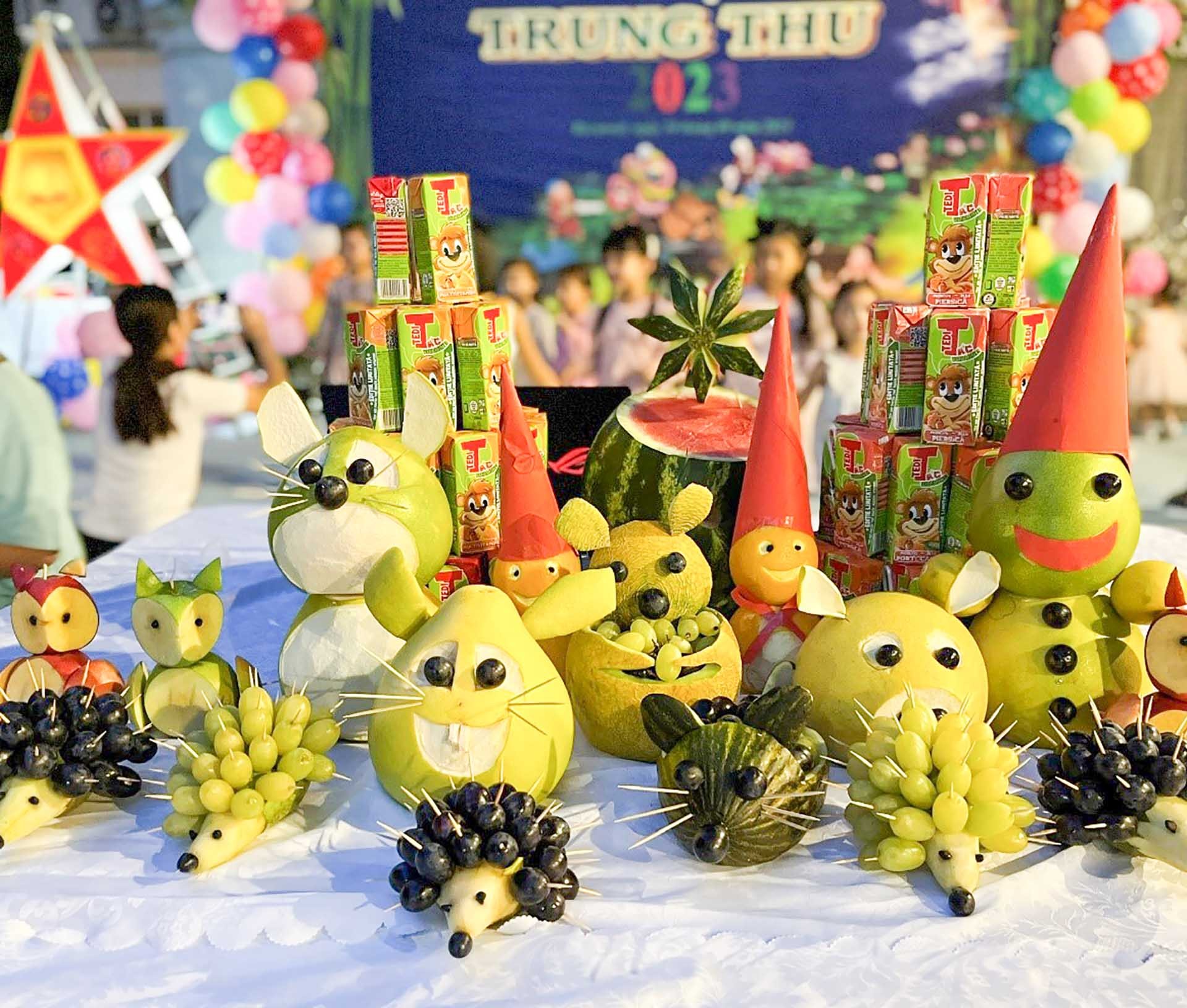 Tết Trung thu mang đậm tình quê hương tại Romania Tết Trung thu mang đậm tình quê hương tại Romania