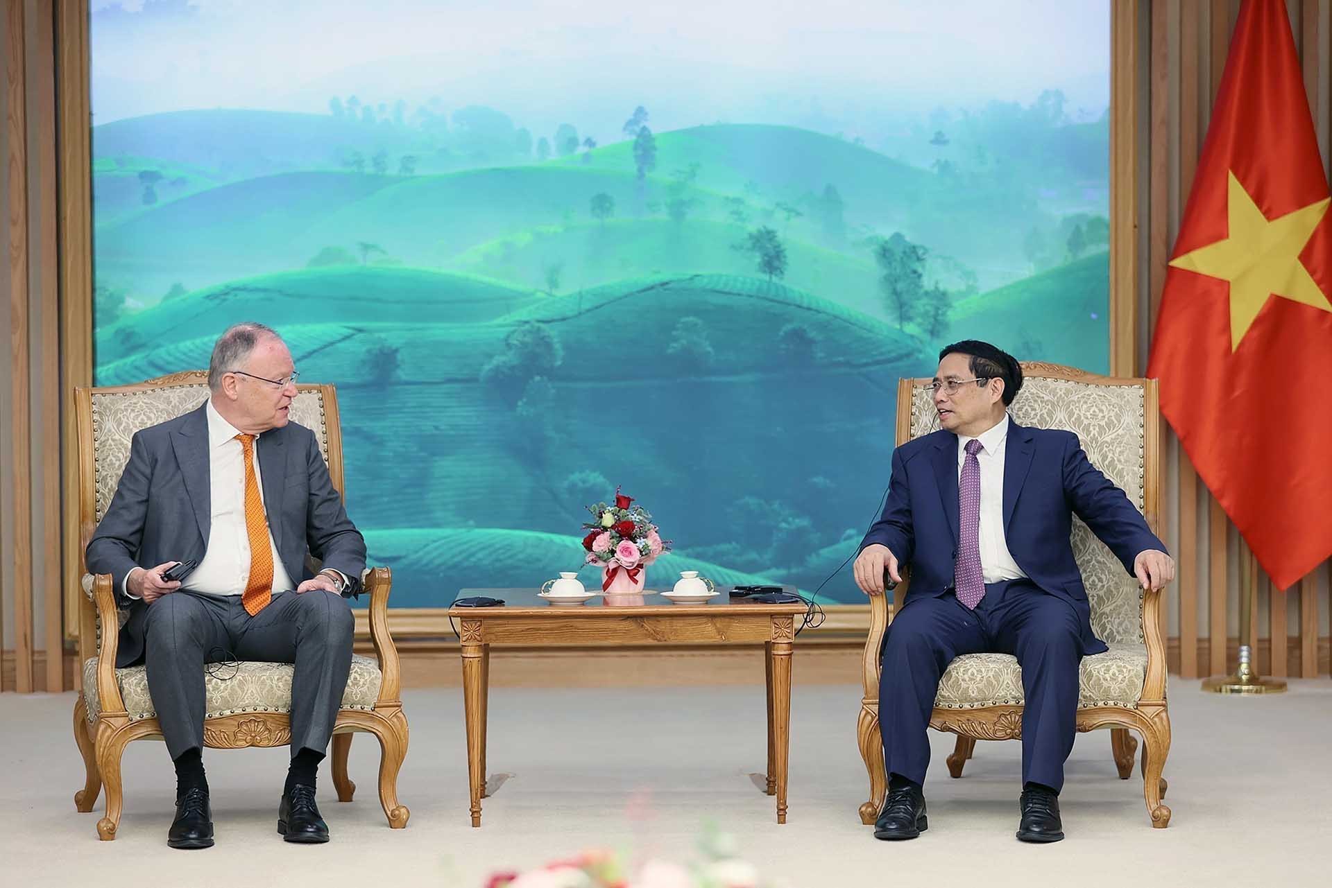 Thủ tướng Phạm Minh Chính tiếp ông Stephan Weil, Thủ hiến bang Hạ Saxony, Đức. (Nguồn: TTXVN) Thủ tướng Phạm Minh Chính tiếp ông Stephan Weil, Thủ hiến bang Hạ Saxony, Đức. (Nguồn: TTXVN)