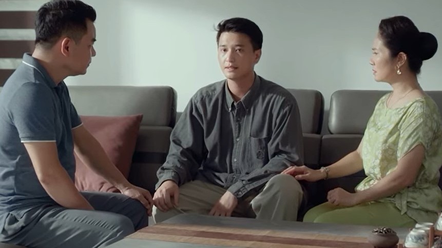 Biệt dược đen tập 14: Cường phát hiện cái bóng phụ nữ ở ban công nhà bạn gái