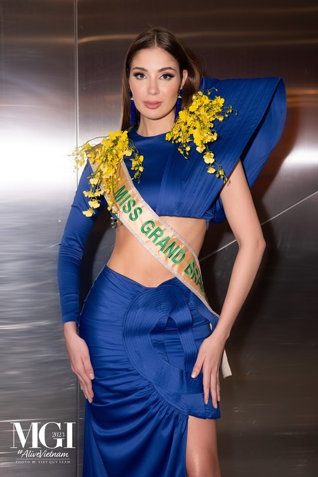 Miss Grand International 2023: Những thí sinh đầu tiên đặt chân đến Hà Nội