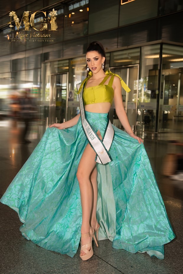 Miss Grand International 2023: Những thí sinh đầu tiên đặt chân đến Hà Nội