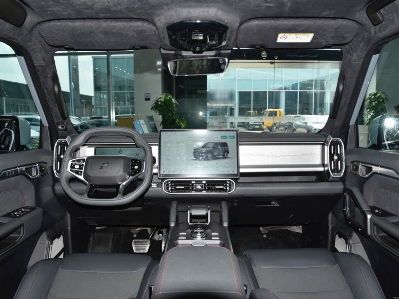 Cận cảnh SUV địa hình Jetour Traveller, thiết kế giống Ford Bronco