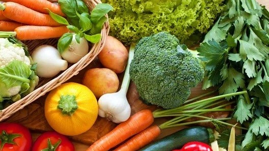 Thiếu năm dưỡng chất quan trọng khiến tóc bạc sớm và gợi ý những thực phẩm bổ sung