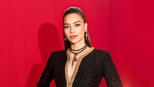 Hồ Ngọc Hà chọn thời trang hàng hiệu khi làm huấn luyện viên chương trình truyền hình thực tế