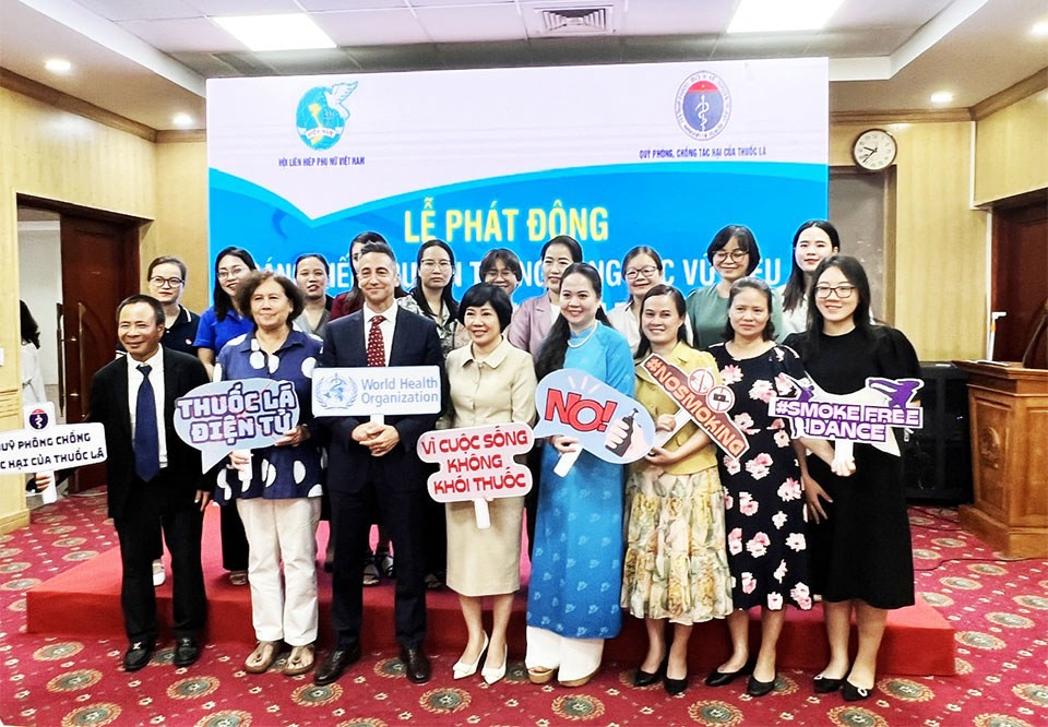 Phát động Sáng kiến truyền thông sáng tác vũ điệu 'Smoke-free dance – Cuộc sống không khói thuốc' Phát động Sáng kiến truyền thông sáng tác vũ điệu 'Smoke-free dance – Cuộc sống không khói thuốc'