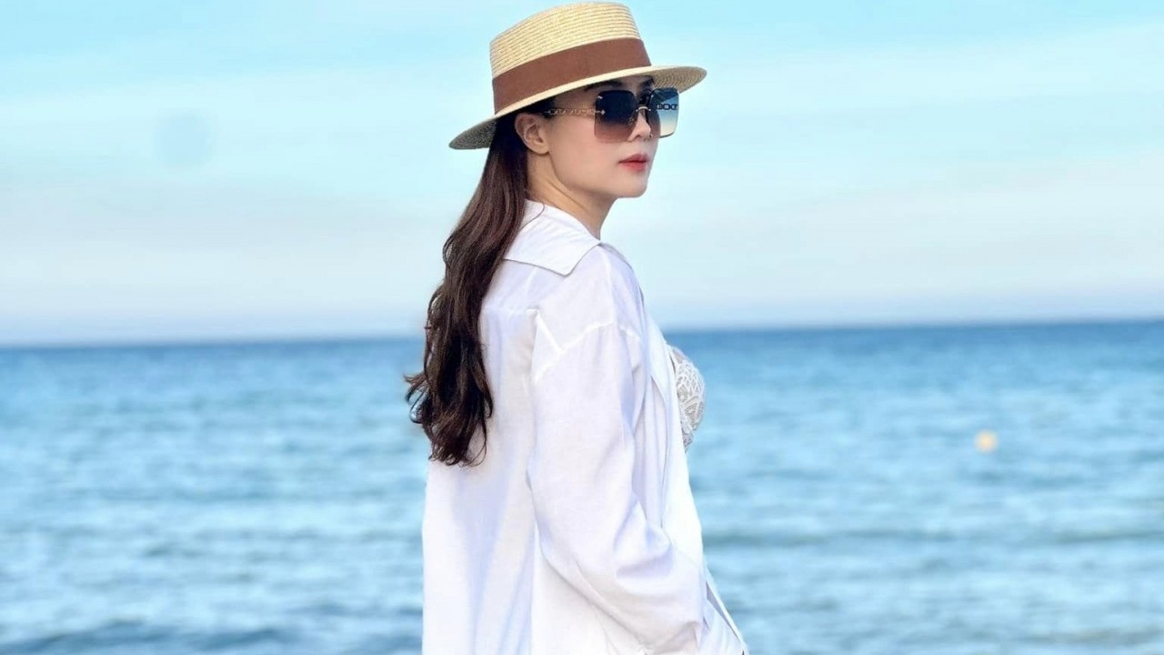 Chiêm ngưỡng nét quyến rũ của 'mỹ nhân màn ảnh Việt' Hồng Diễm