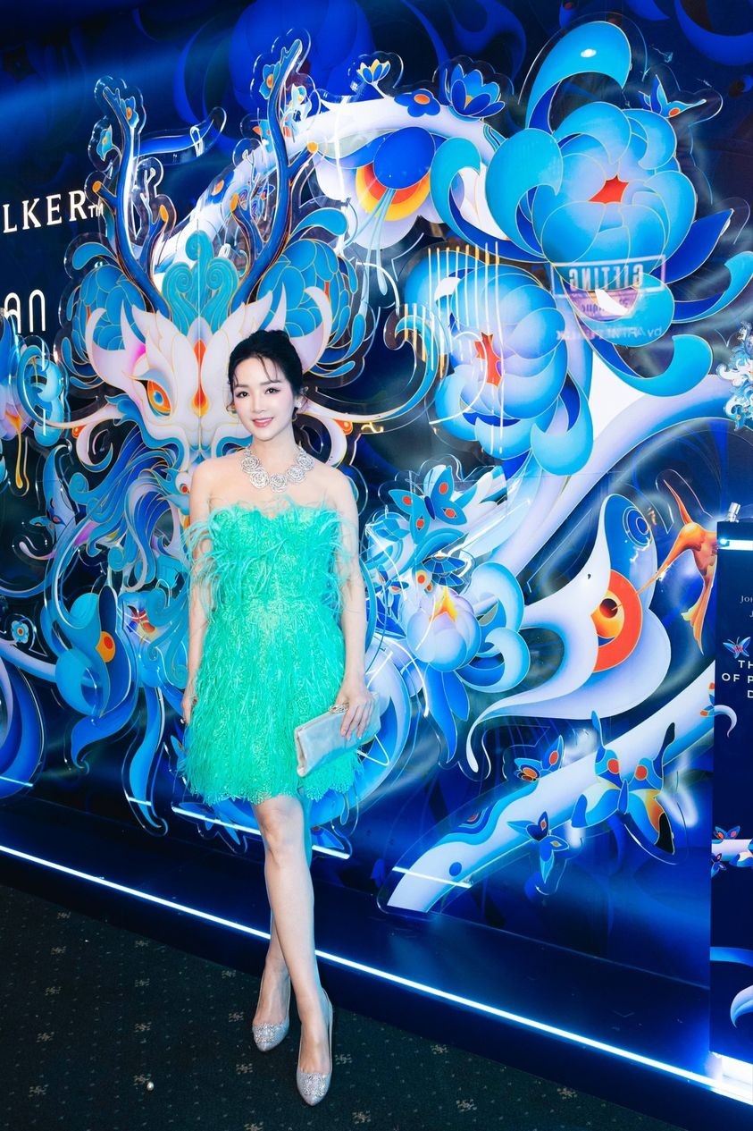 Hoa hậu Giáng My Hoa hậu Giáng My