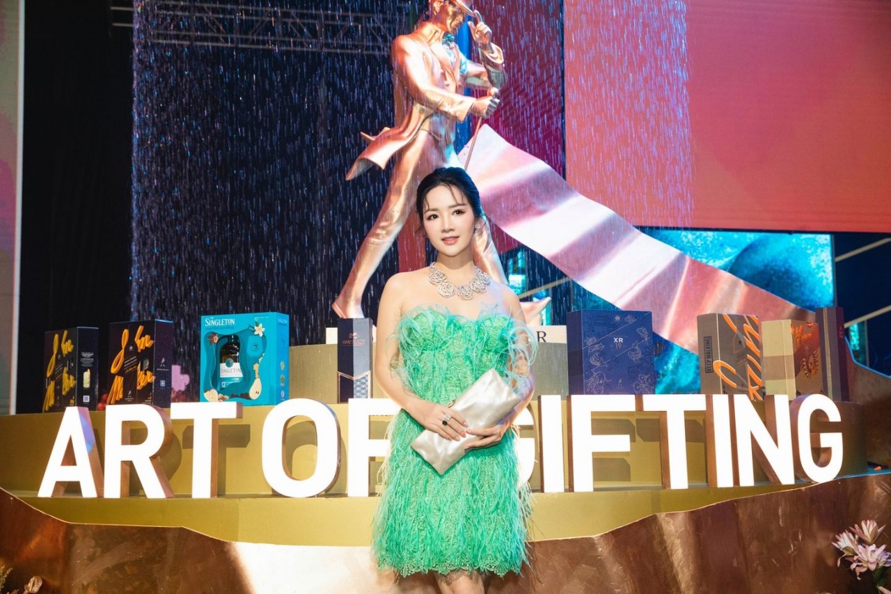 Hoa hậu Giáng My Hoa hậu Giáng My