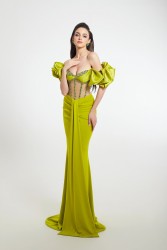 Miss Grand International 2023: Hoa hậu Hòa bình Australia ưu tiên những mẫu đầm của nhà thiết kế Nguyễn Minh Tuấn