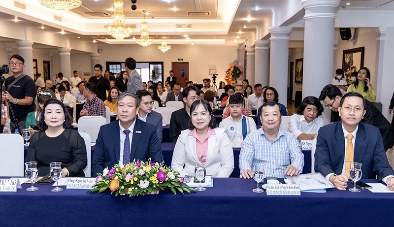 Các đại biểu tham dự. Các đại biểu tham dự.