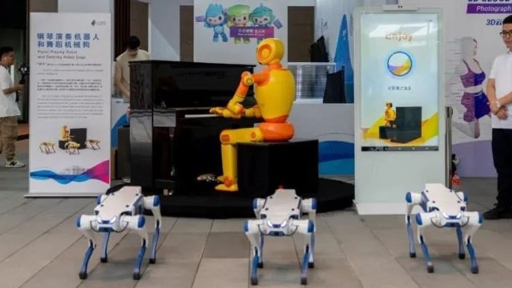 Những chú robot bốn chân tại ASIAD 19 có gì đặc biệt?