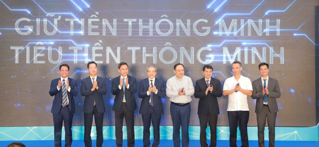 Hà Nội: Hướng tới mỗi quận, huyện đều có tuyến phố thanh toán không tiền mặt Hà Nội: Hướng tới mỗi quận, huyện đều có tuyến phố thanh toán không tiền mặt