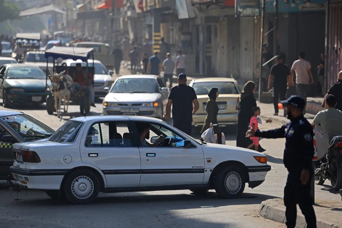 Israel không kích vào dải Gaza để đáp trả Hamas