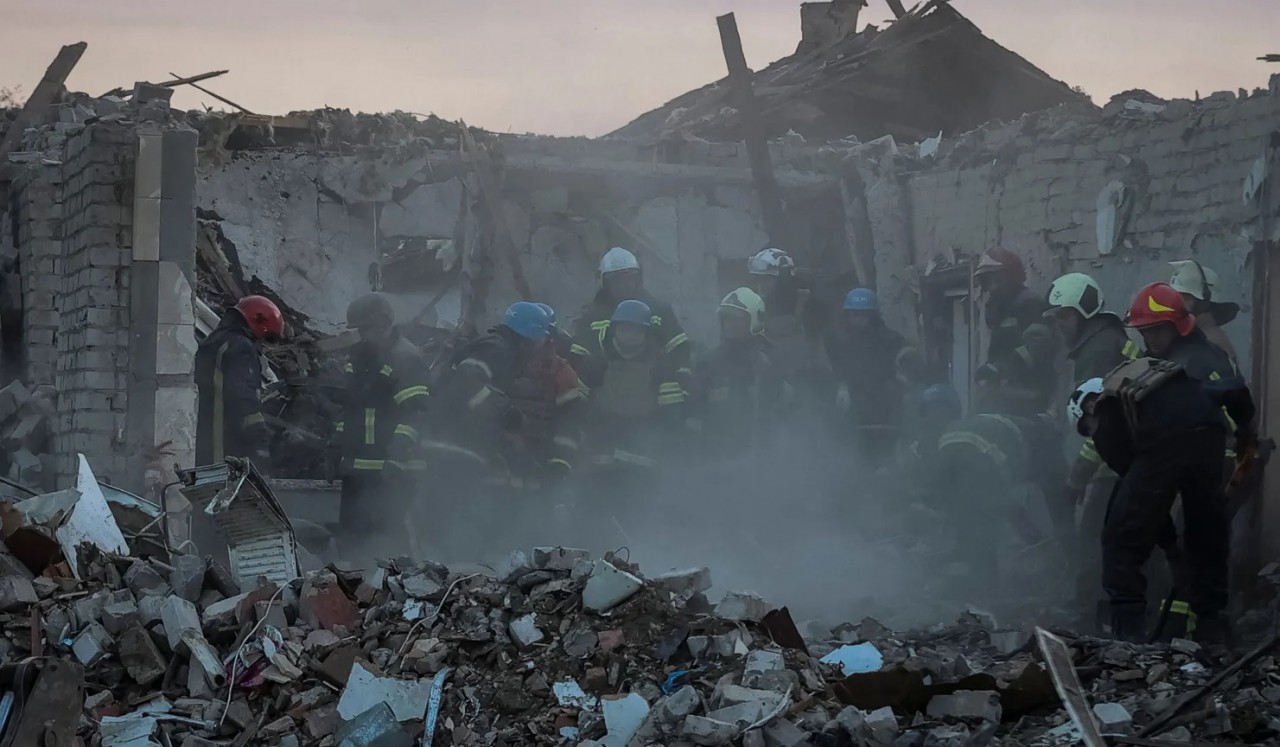 Ảnh ấn tượng (2-8/10): Ông Putin nói Nga vượt qua trừng phạt, tổn thất của Ukraine; Dải Gaza ‘nóng rẫy’; xe tăng Syria hư hỏng ở Cao nguyên Golan