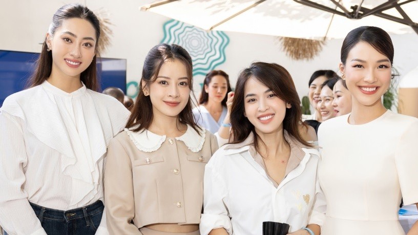 Ca sĩ Chi Pu, Hoa hậu Lương Thùy Linh, MC Hoàng Oanh phong cách tối giản dự sự kiện UNICEF