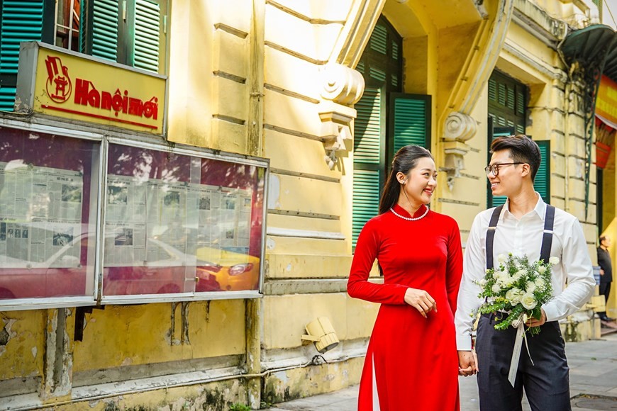 Mùa Thu cũng là thời điểm các cặp đôi lựa chọn để kết duyên nhiều nhất trong năm. (Nguồn: TTXVN)