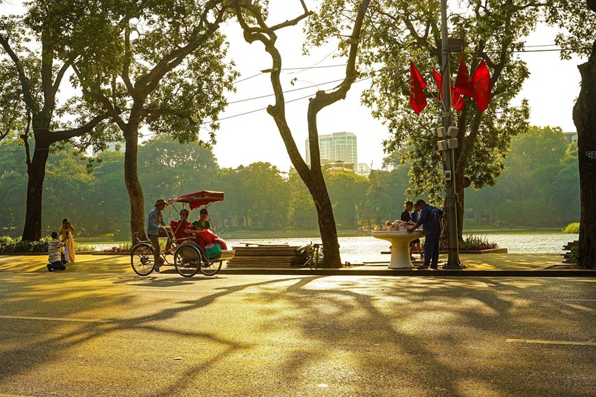 Chiều Thu bên hồ Hoàn Kiếm. (Nguồn: TTXVN)