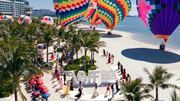 Hoa hậu Hòa bình quốc tế 2023: Show diễn thời trang đặc biệt tại di sản thiên nhiên thế giới Vịnh Hạ Long