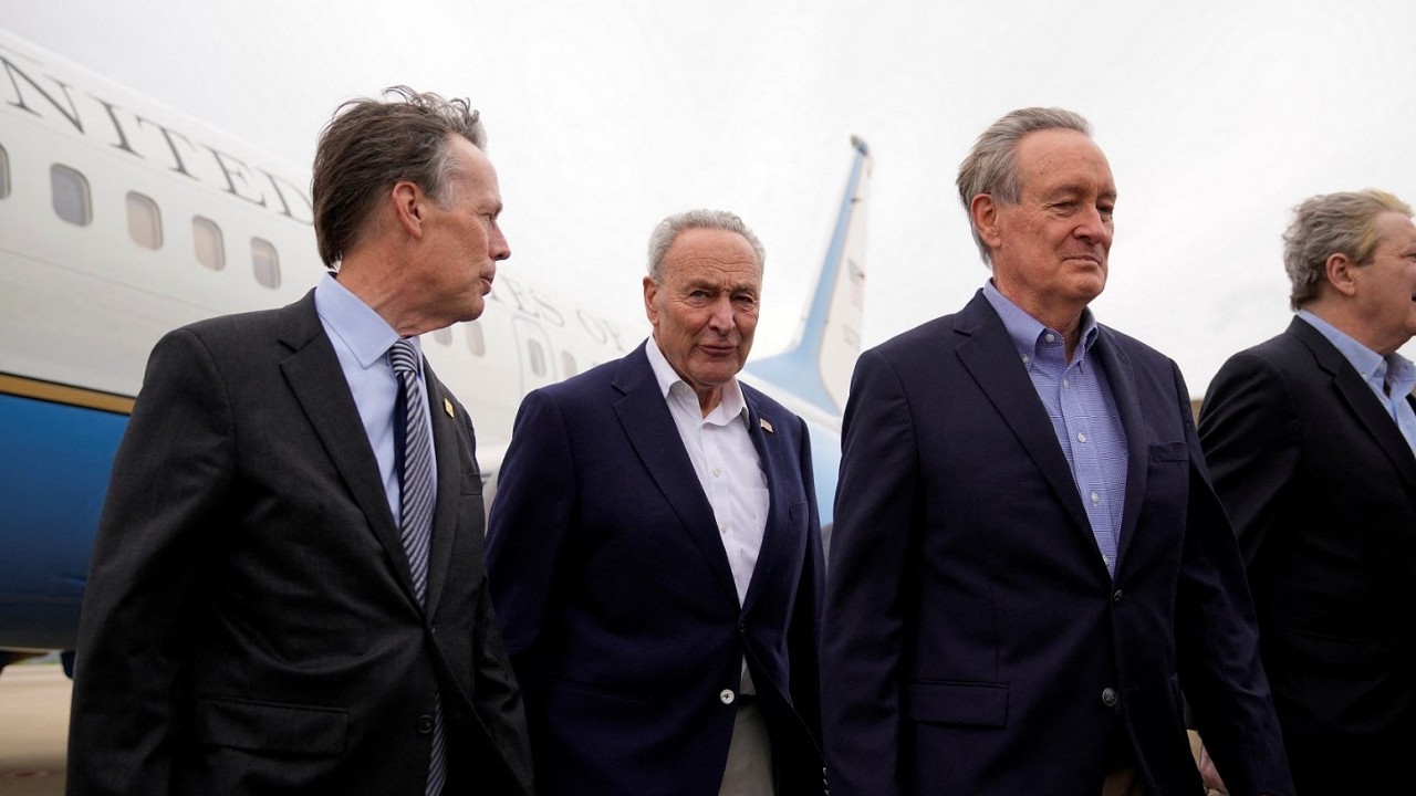 Phái đoàn Thượng nghị sĩ Mỹ đột ngột hủy chuyến thăm Nhật Bản và Hàn Quốc