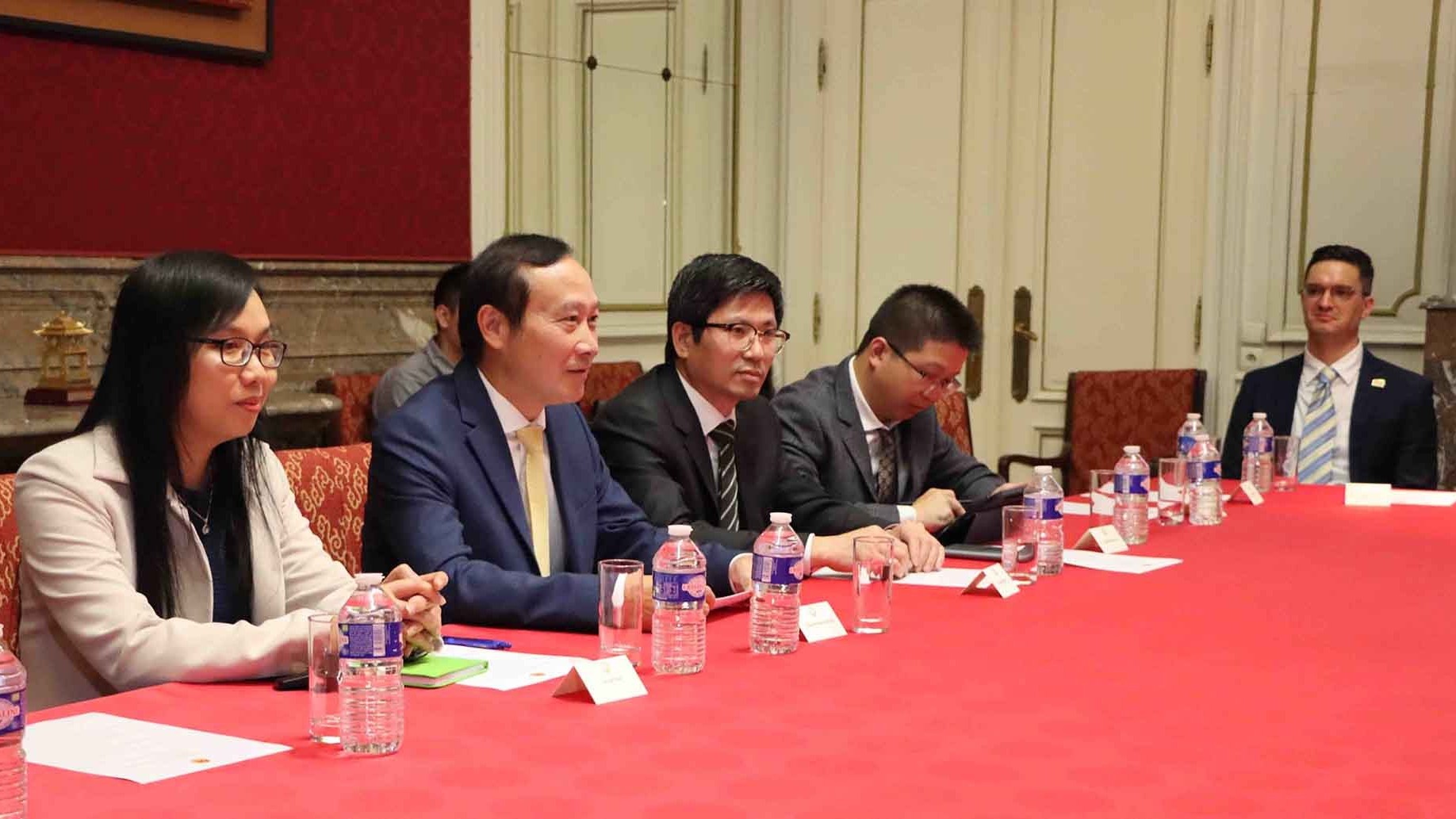Tọa đàm về thúc đẩy quan hệ thương mại Việt Nam-EU tại Brussels, Bỉ