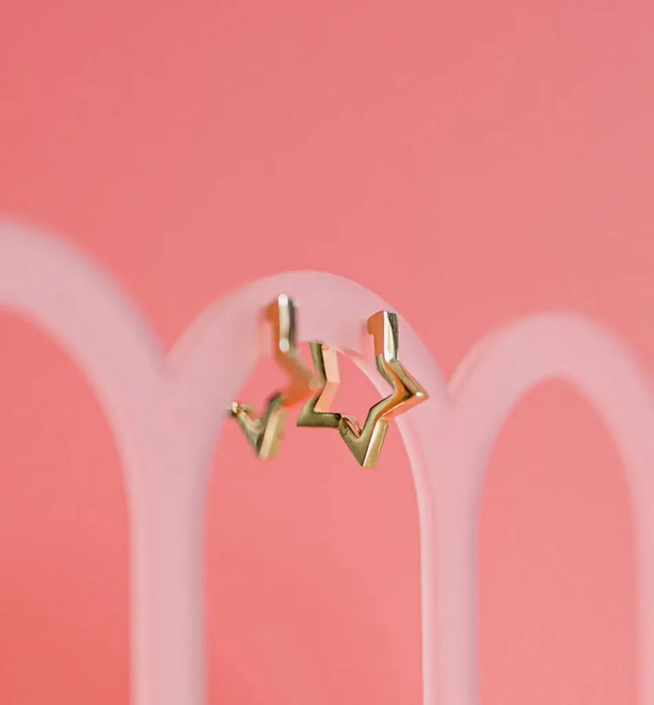 Ý nghĩa trang phục của Vương phi xứ Wales nhân Ngày sức khỏe tâm thần thế giới Ý nghĩa trang phục của Vương phi xứ Wales nhân Ngày sức khỏe tâm thần thế giới