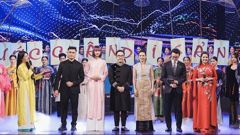 Fashion show ‘Bước chân di sản’ tự hào được vinh danh Giải thưởng toàn quốc về Thông tin đối ngoại