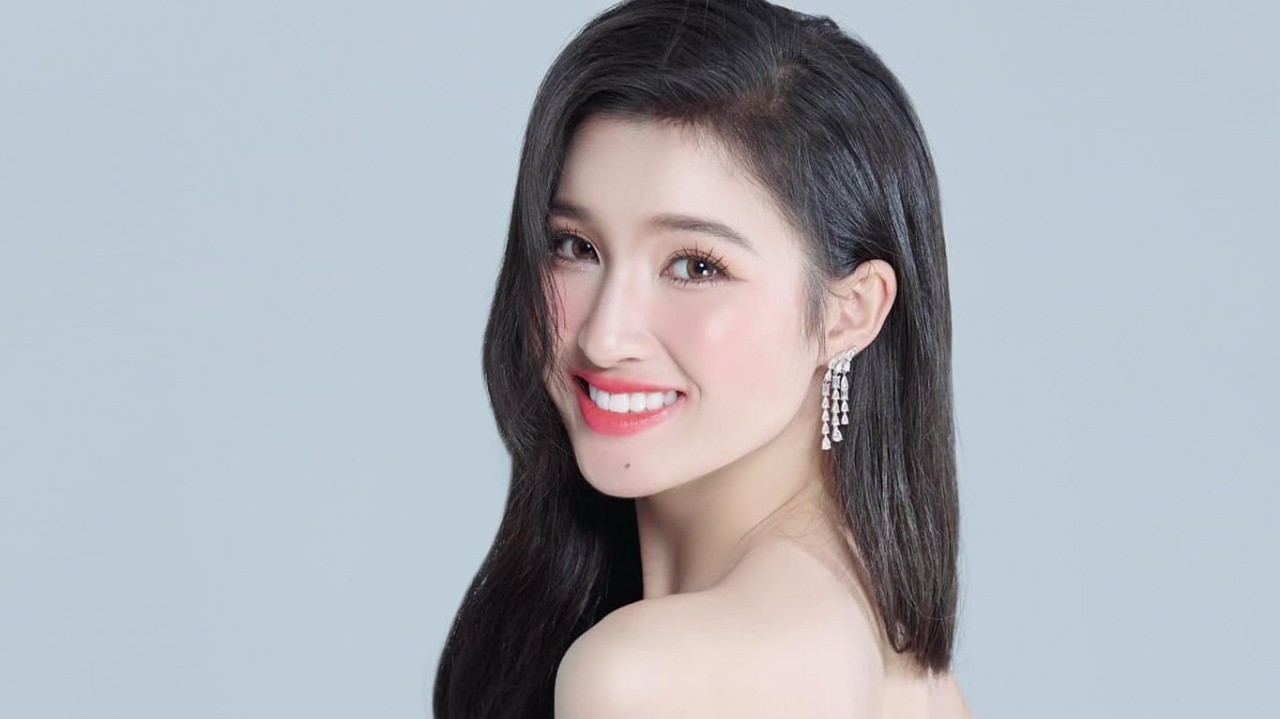 Nhan sắc thăng hạng của Á hậu Phương Nhi