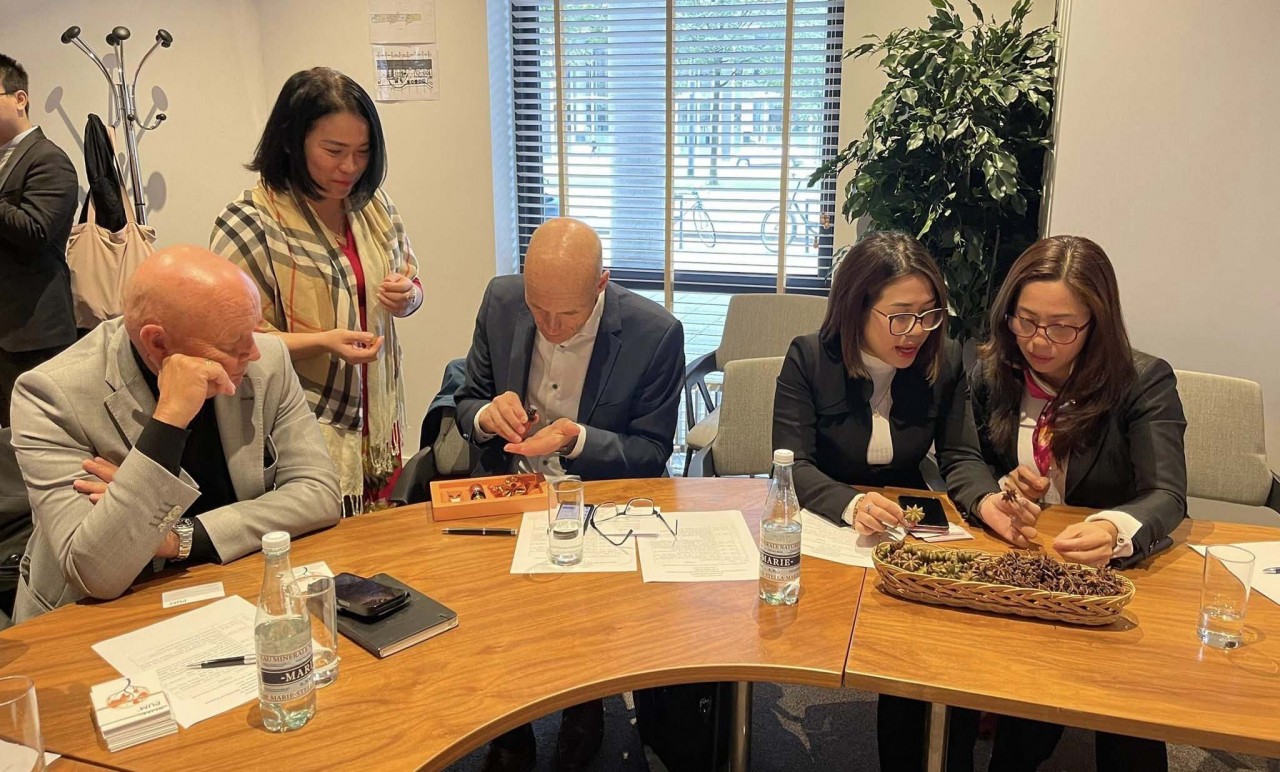 Tọa đàm giới thiệu và thúc đẩy nông sản địa phương tại Hà Lan