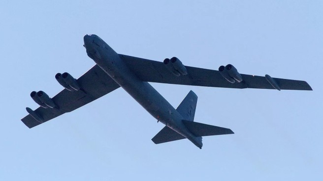 Mỹ đưa B-52 mang đầu đạn hạt nhân tập trận với Hàn Quốc, Nhật Bản, Triều Tiên phản ứng