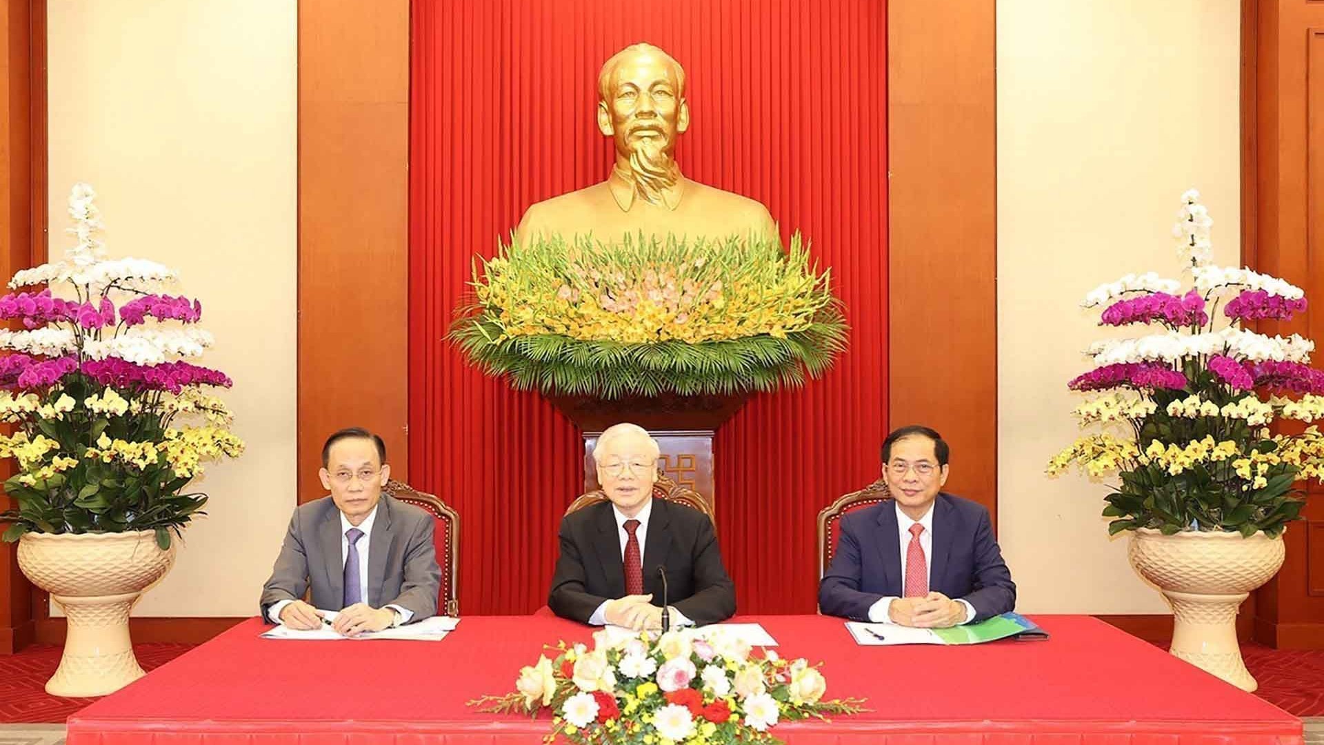 Tổng Bí thư Nguyễn Phú Trọng điện đàm cấp cao với Tổng thống Pháp Emmanuel Macron