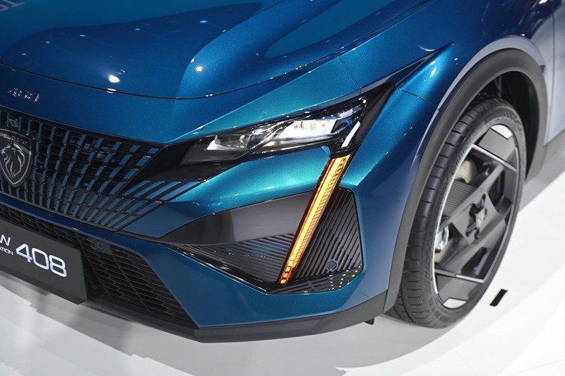 Cận cảnh Peugeot 408 2023 vừa ra mắt tại Việt Nam