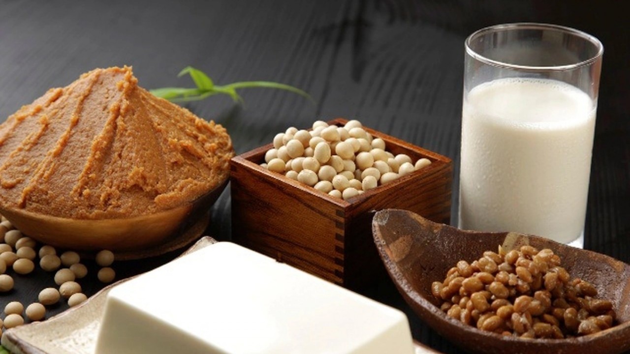 Nam giới ăn nhiều đậu nành có bị 'nữ hóa'?