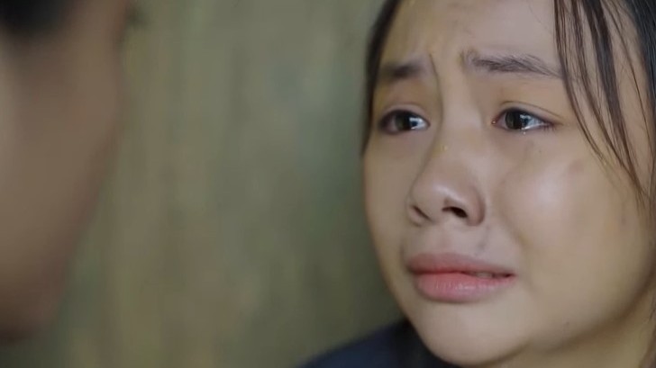 Cuộc chiến không giới tuyến tập 29: Phương hốt hoảng khi nhìn thấy Chà khóc lóc, run rẩy