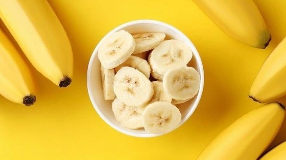 4 loại quả bình dân cùng hạt mè đen giúp tóc phát triển chắc khỏe và hạn chế gãy rụng